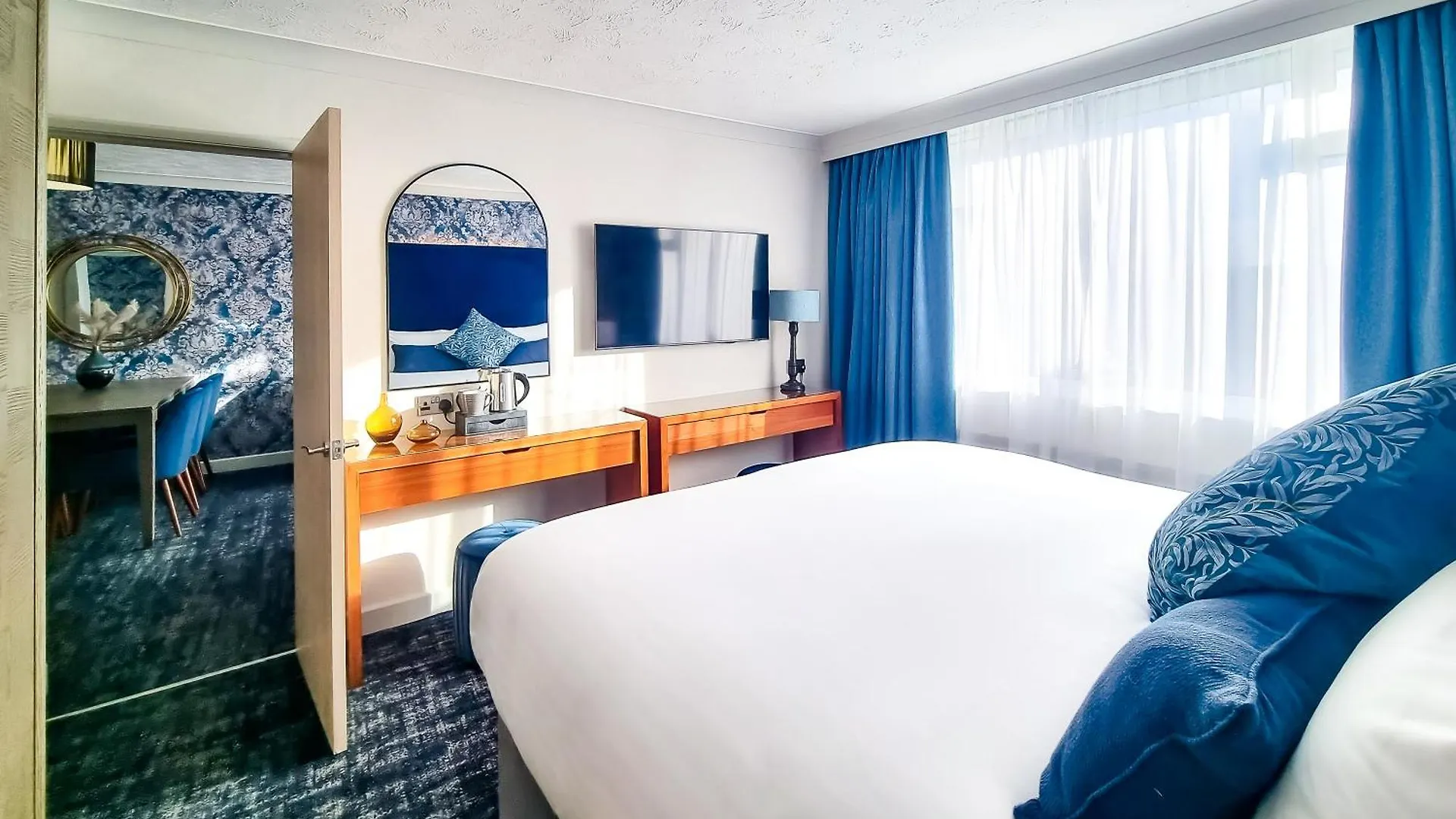 Cedar Court Hotel Huddersfield 4*,