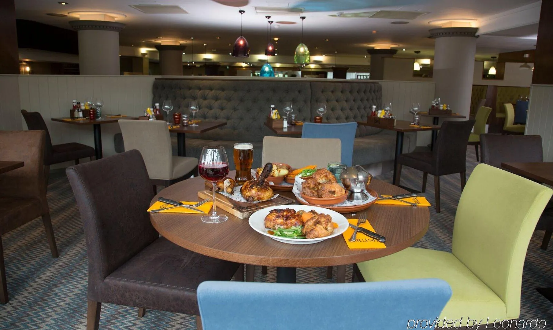 Cedar Court Hotel Huddersfield 4*,